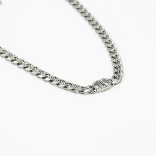 Double diamond necklace